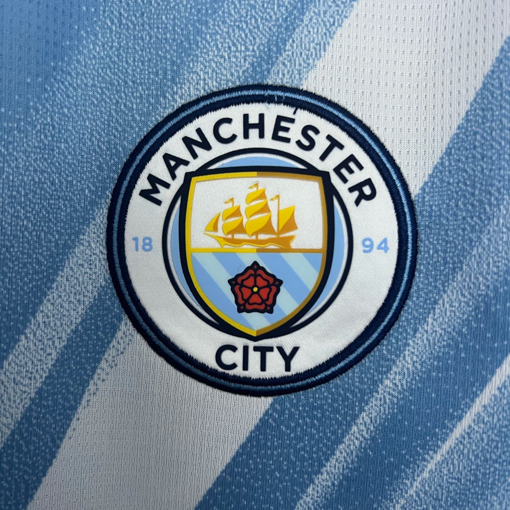 Camiseta + Pantaloneta MANCHESTER CITY Local 25/26 + Envío Gratis