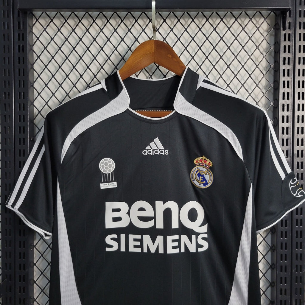 Camiseta RETRO - BECKHAM – REAL MADRID Visitante – 2006/07 MANGA CORTA + Envío Gratis