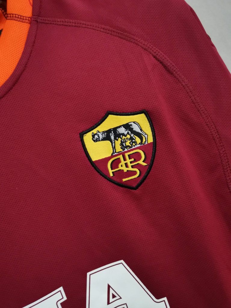 Camiseta RETRO - BATISTUTA - ROMA 2000/01 Local - MANGA CORTA + Envío Gratis
