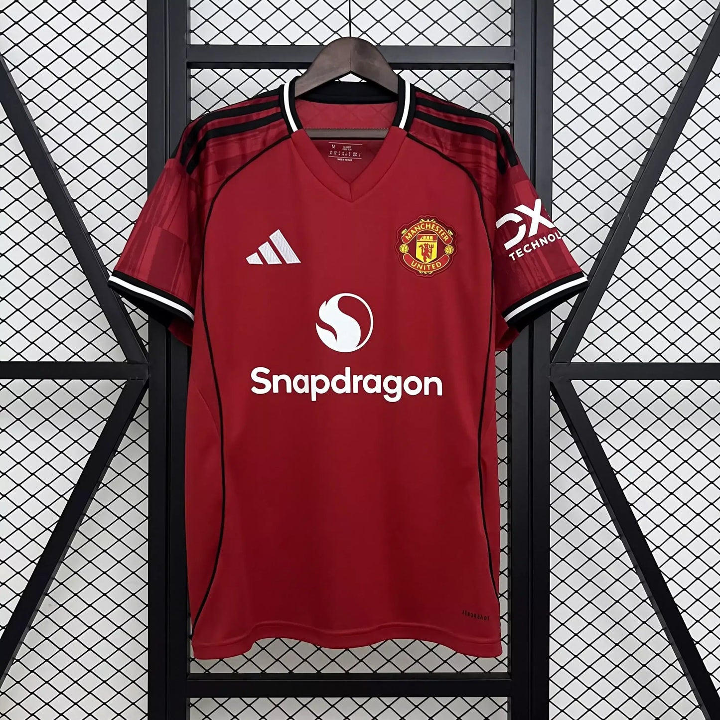Camiseta + Pantaloneta MANCHESTER UNITED Local 25/26 + Envío Gratis