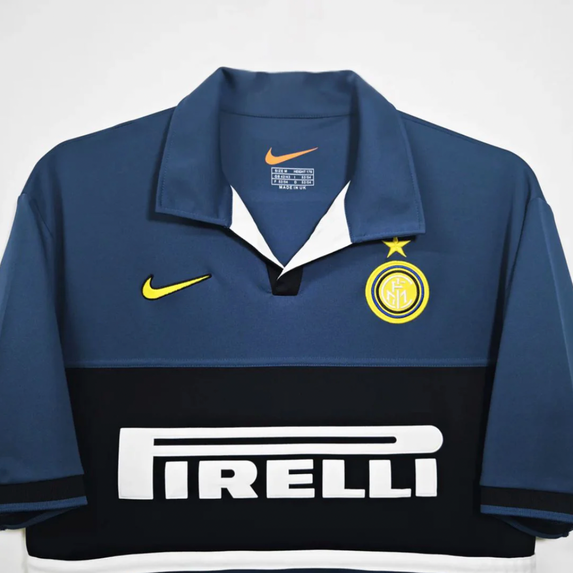 Camiseta RETRO - RONALDO – INTER DE MILÁN 3ra equipación – 1998/99 + Envío Gratis