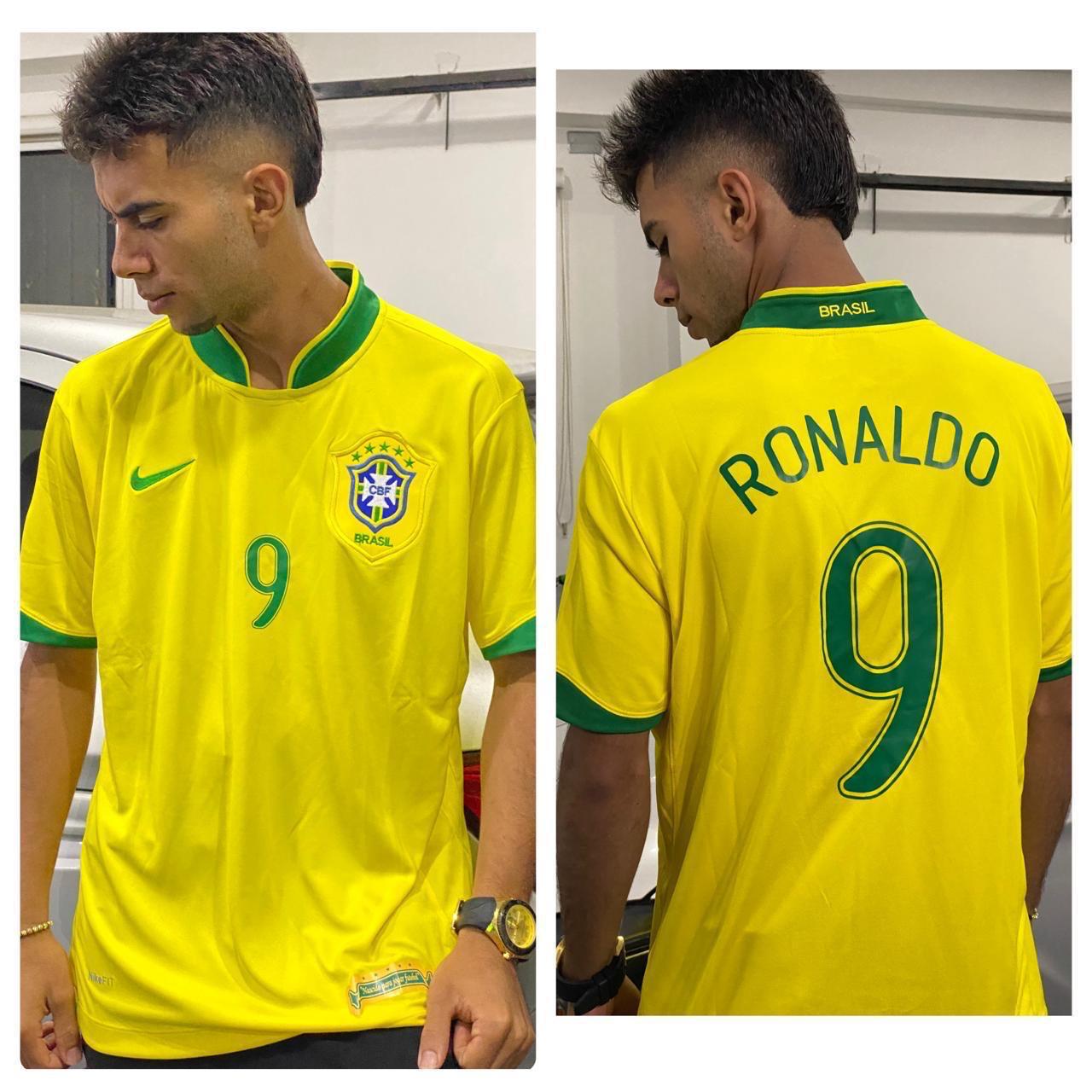 Camiseta RETRO - RONALDO - BRASIL 2006 Local - MANGA CORTA + Envío Gratis