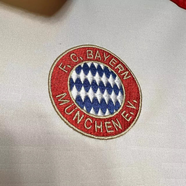 Camiseta + Pantaloneta BAYERN M. 3ra Equipación 24/25 + Envío Gratis