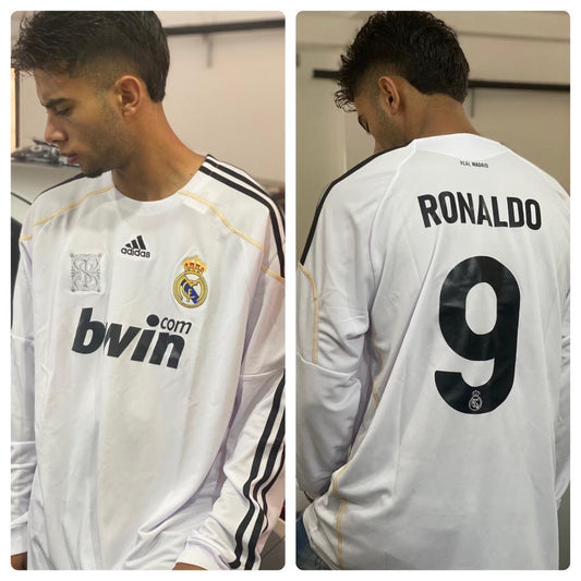 Camiseta RETRO - RONALDO - REAL MADRID 2009/10 Local - MANGA LARGA + Envío Gratis